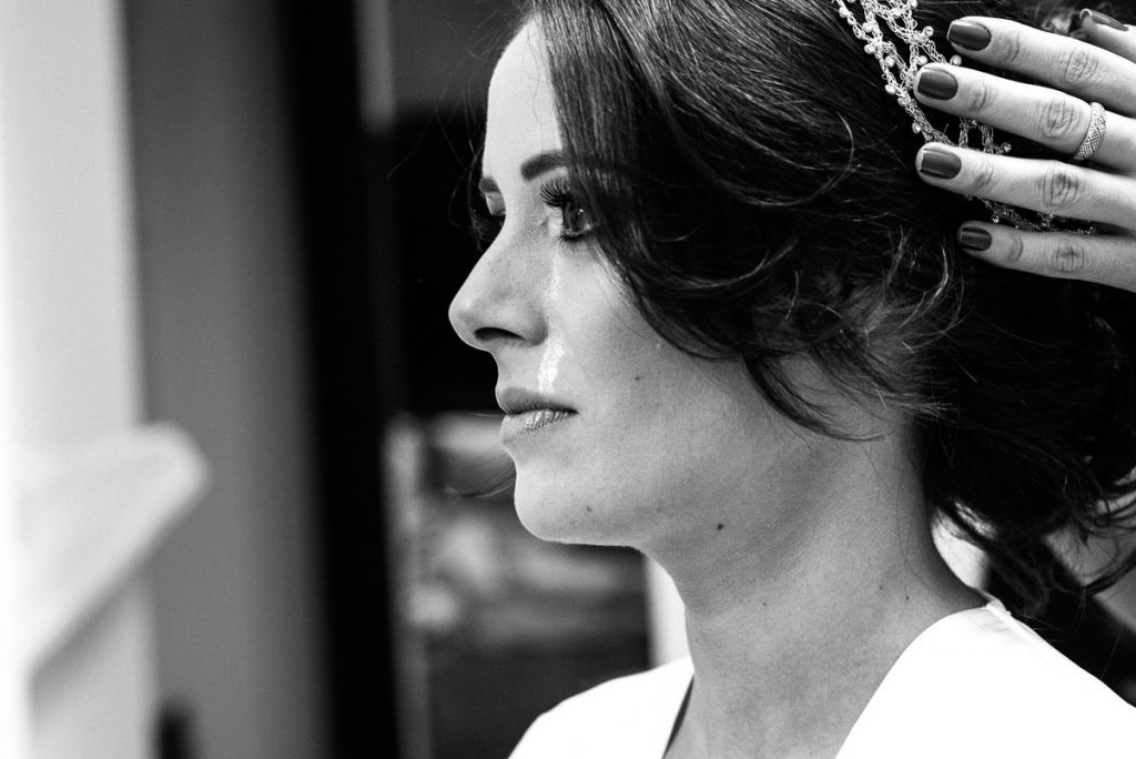 Fotografia de casamento registrada de maneira artística e espontânea. A história do dia mais especial da sua vida pela fotógrafa premiada Claudia Ruiz.