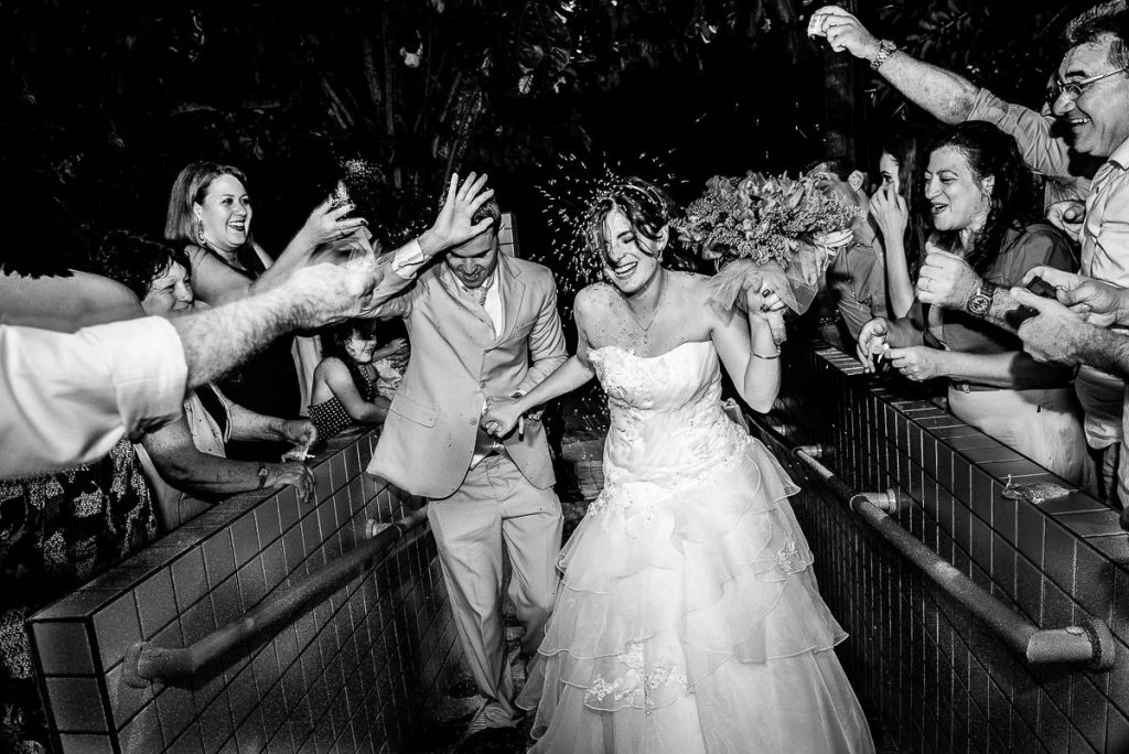 Fotografia de casamento registrada de maneira artística e espontânea. A história do dia mais especial da sua vida pela fotógrafa premiada Claudia Ruiz.