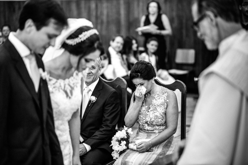 Fotografia de casamento registrada de maneira artística e espontânea. A história do dia mais especial da sua vida pela fotógrafa premiada Claudia Ruiz.